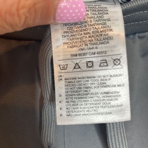 Boy’s Adidas Grey/White Jogger Pants. Size Large. - Picture 10 of 15